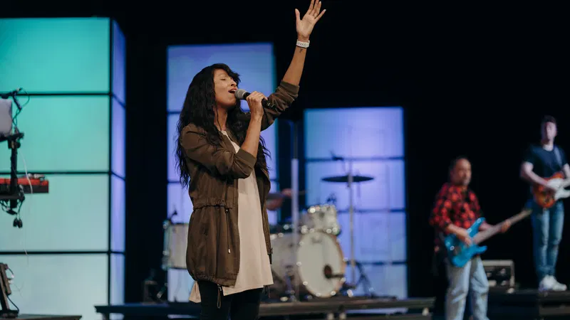 Crossroads Church, Lafayette